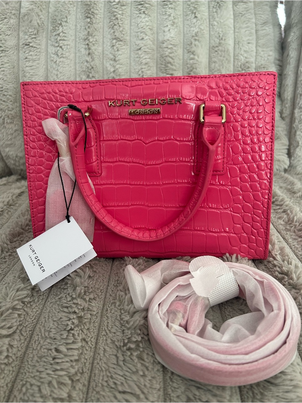 Kurt Geiger NWT Highgate Hot Pink Croc-Embossed Tote or Crossbody